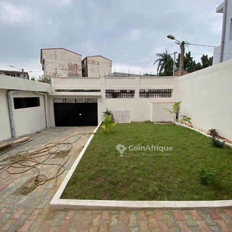 Location villa duplex 6 pièces - Riviera palmeraie complexe zone cité promogim — photo 2