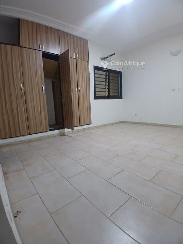 Location appartement 3 pièces a Cocody angré nouveau chu — photo 4