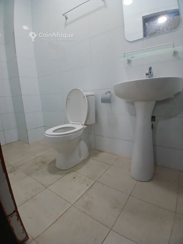 Location appartement 3 pièces a Cocody angré nouveau chu — photo 5