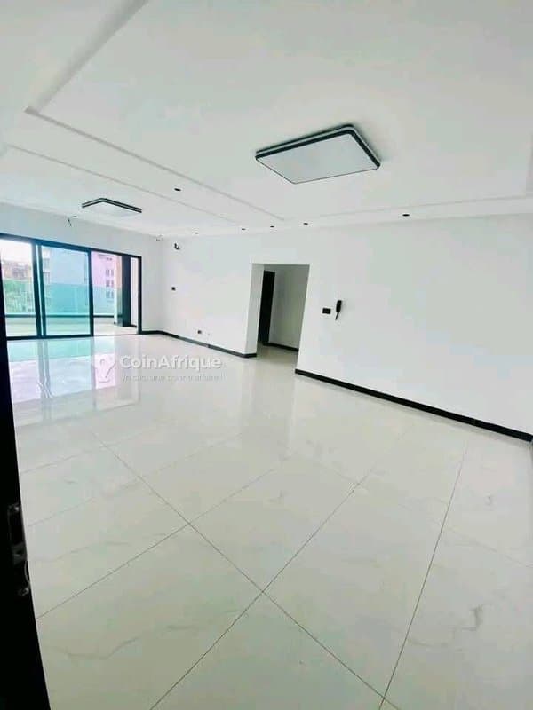 Location appartement 3 pièces à Cocody Angre Nouveau Chu — photo 2