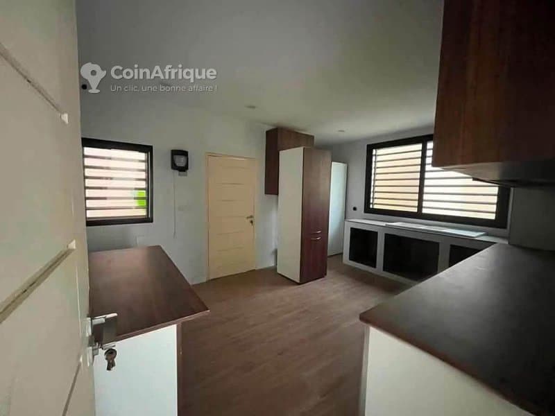 Vente villa duplex de 5 pièces à cocody rivera 4 mbadon — photo 4