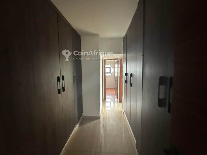 Location appartement 5 pièces à Cocody — photo 4