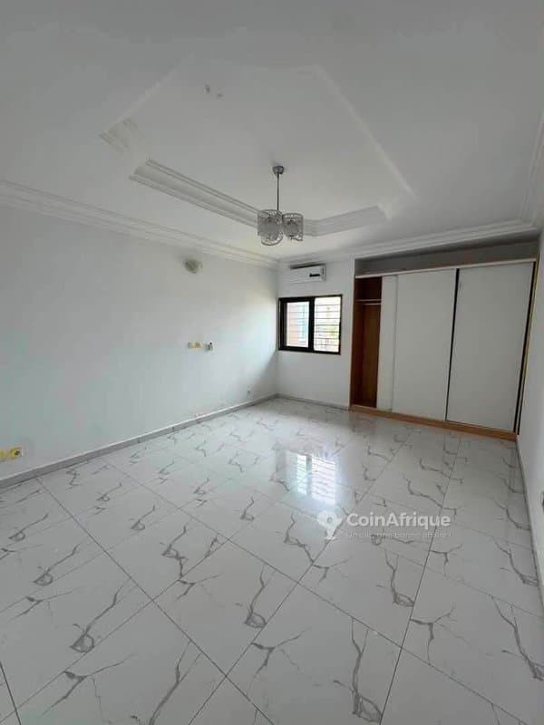 Location appartement 4 pièces à Cocody 2 Plateaux — photo 5