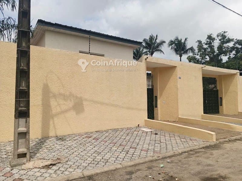 Location villa duplex 9 pièces - Cocody 2plateaux les valons