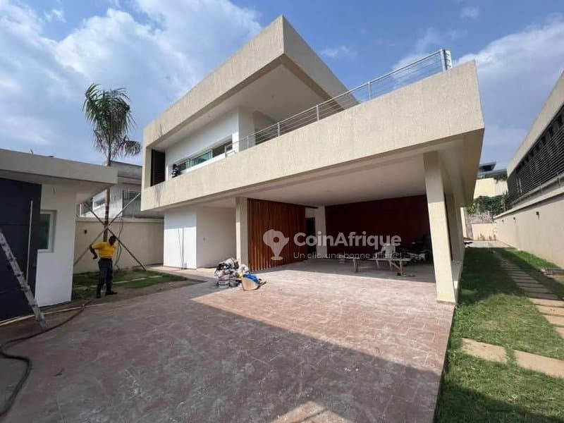 Location villa 9 pieces à Cocody Rivera Golf Berverly Hills — photo 2