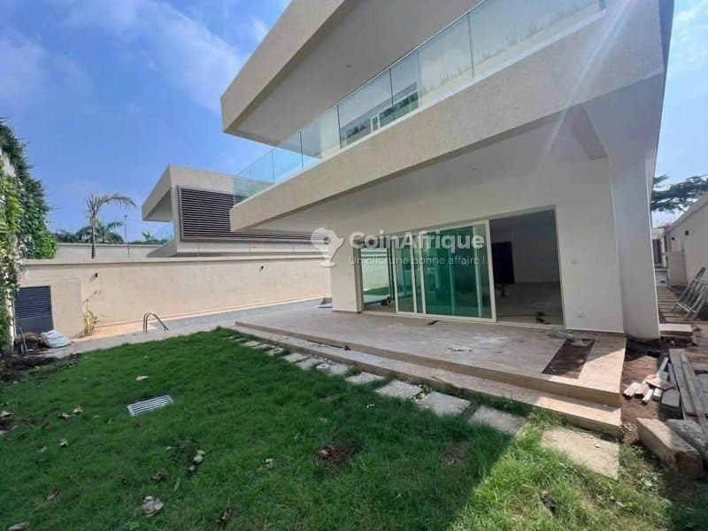 Location villa 9 pieces à Cocody Rivera Golf Berverly Hills — photo 3