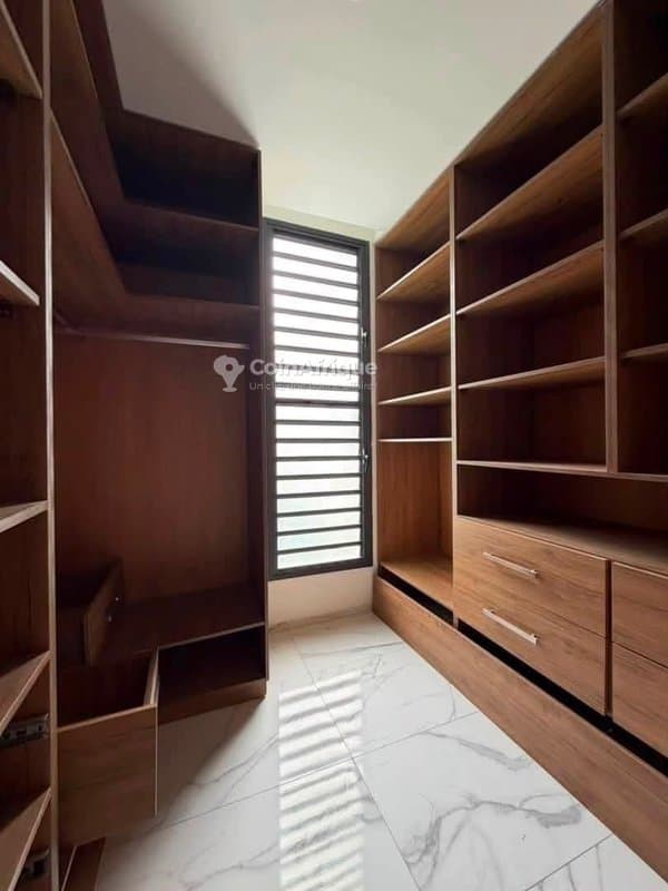 Vente villa 8 piece à Cocody Rivera Golf Berverly Hills — photo 4