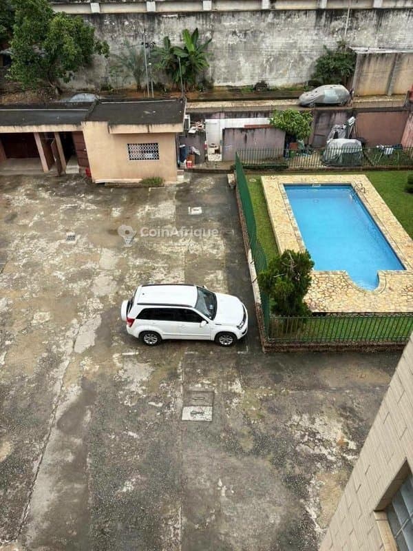 Location appartement 3 pièces à Cocody Rivera Attoban
