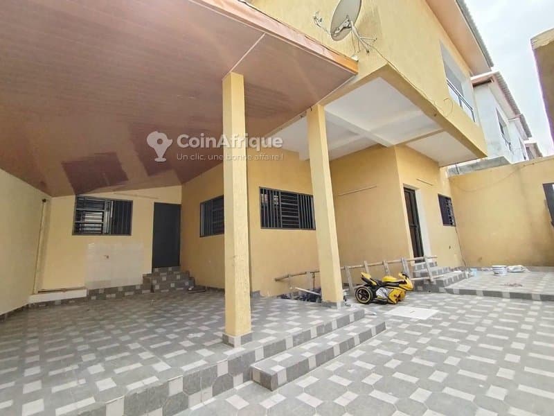 Vente villa 6 pièces à Cocody Angre Nouveau Chu