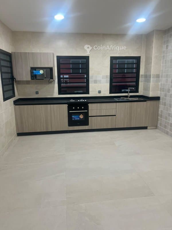 Location appartement 6 pièces - Marcory résidentiel — photo 3