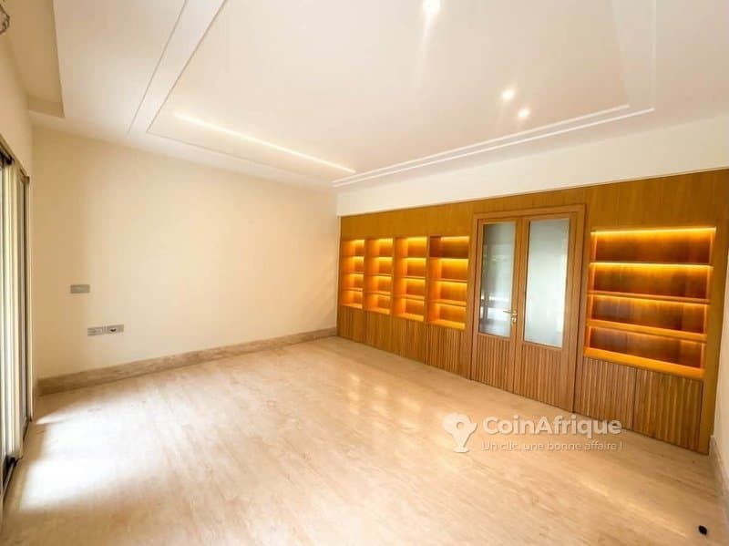 Location villa duplex 13 pièces - Riviera golf