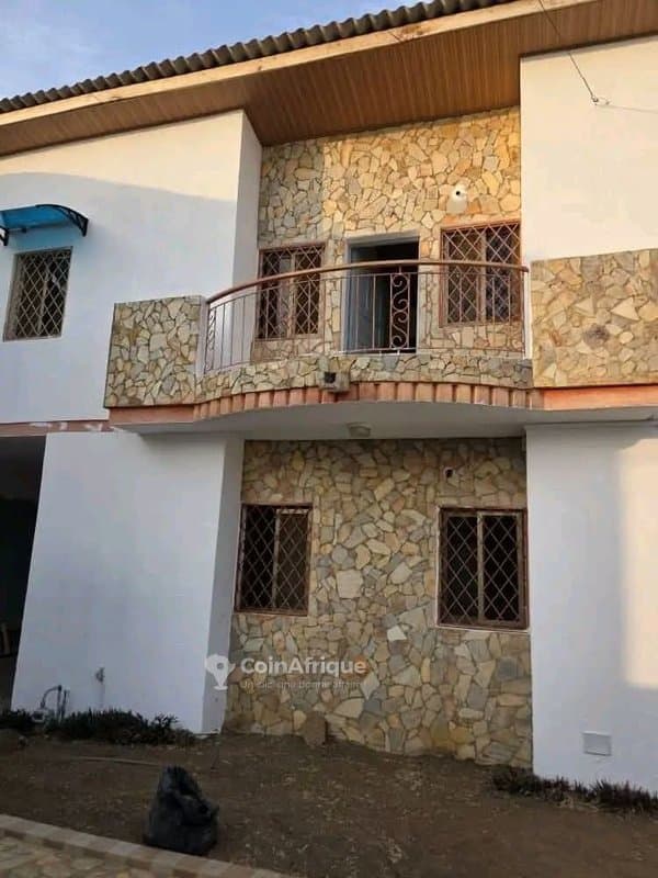 Vente villa 4 pièces à Cocody rivera Palmeraie Rosier programme 3