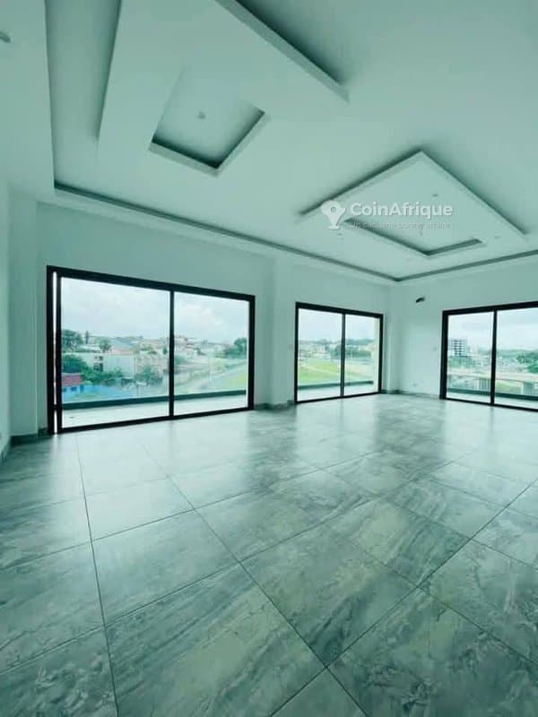 Location appartements 5 pièces - Cocody Riviera — photo 3