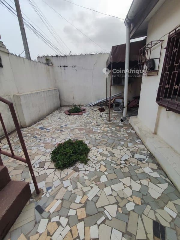 Vente villa basse 03 pièces - Cocody Riviera — photo 3