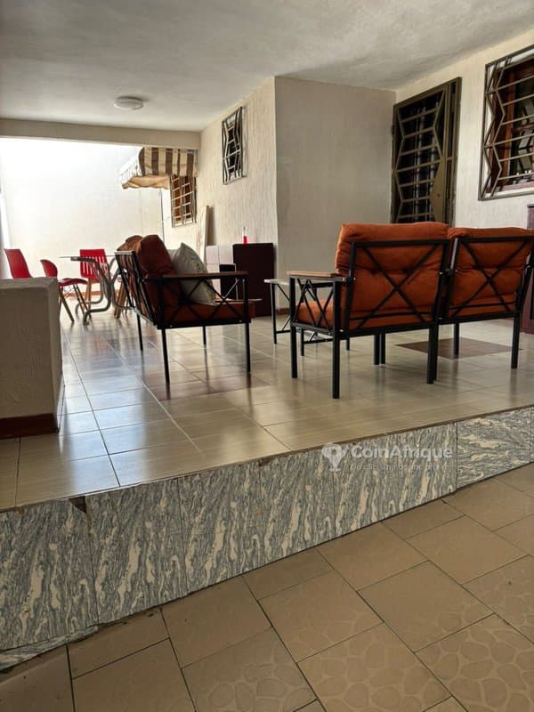 Vente villa basse 5 pieces à Cocody Rivera Palmeraie Cité Sipim6 — photo 2