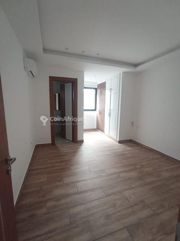 Location appartement de standing 5 pièces + piscine - Cocody Riviera m'badon — photo 5