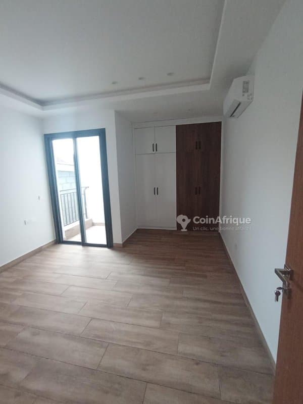 location appartement de standing 5 pièces + piscine - cocody riviera m'badon — photo 4