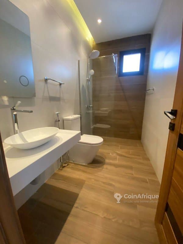 location appartement de standing 4 pièces - cocody riviera m'badon
