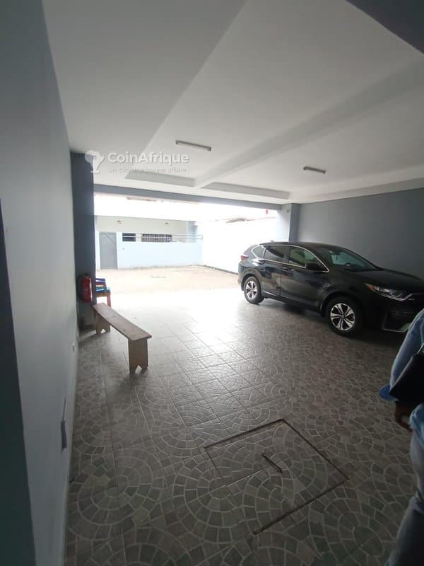 Location appartement de standing 3 pièces - cocody 2 plateaux 7eme tranche — photo 4