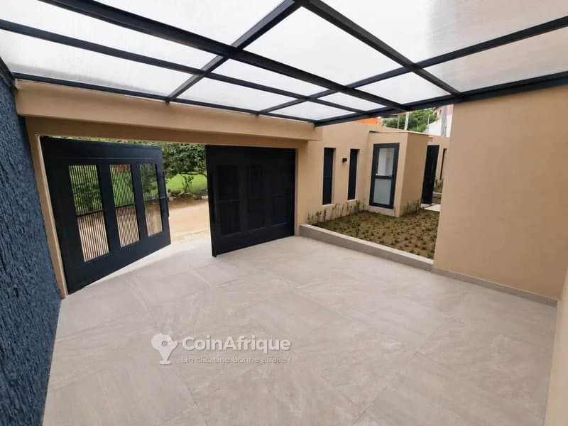 Vente villa duplex de 7 pièces à cocody rivera 4 cité sinakassi 2 — photo 5