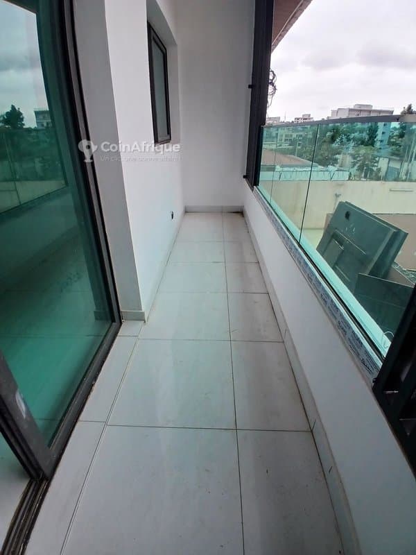 Location appartement 3 pièces a Cocody riviera Palmeraie Saint Viateur — photo 5