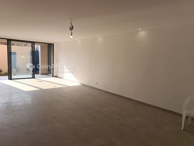 Vente villa 7 Pièces à Cocody Riviera 4 — photo 4