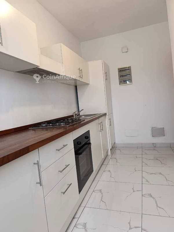 Vente appartement 3 pièces à cocody 2plateaux vers poly3 — photo 4