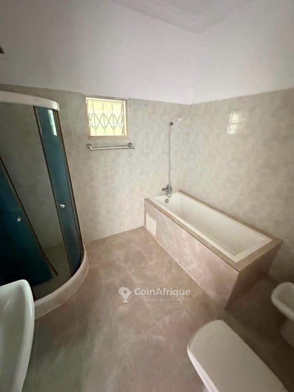 Location villa duplex de 6 pièces à cocody rivera 3 — photo 4