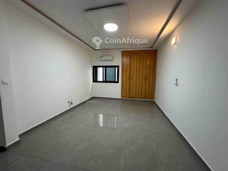 Location appartements 3 pièces à cocody angre 8eme tranche nouvelle — photo 3
