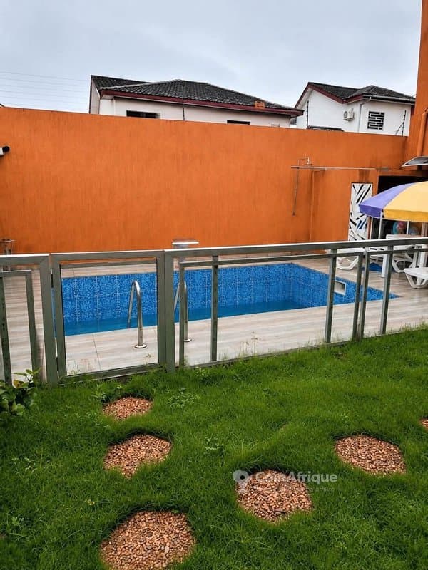Vente villa duplex de 8 piece à cocody angre nouveau chu cocody — photo 2