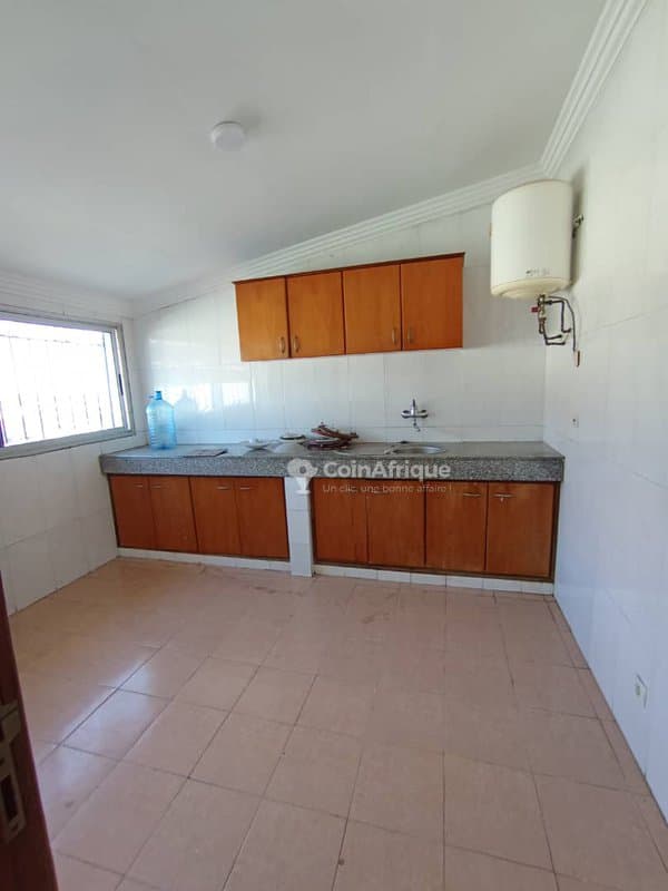 Location appartement 2 pièces à Cocody 2 Plateaux 8eme Tranche — photo 4