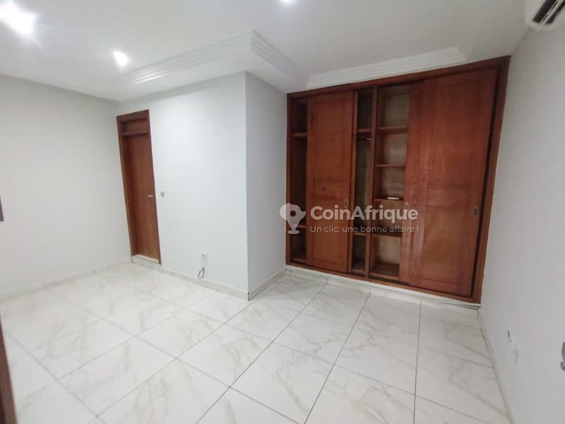 Location appartement 3 pièces à Cocody 2 Plateaux 9eme tranche — photo 4