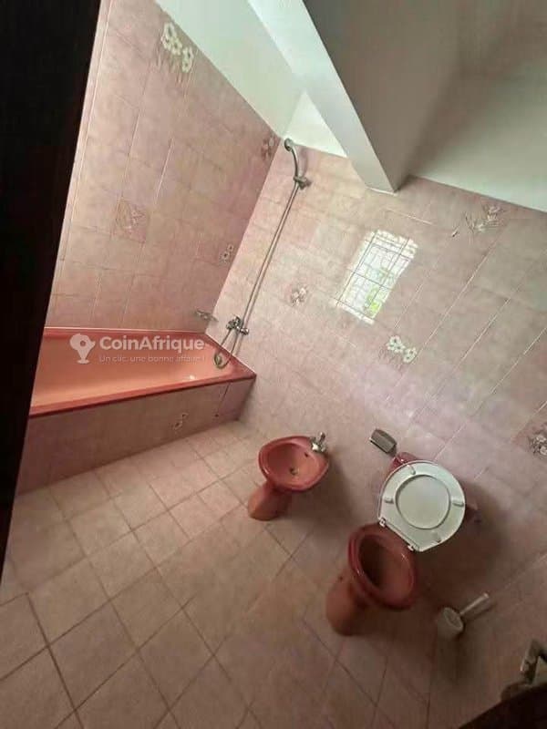 Location villa duplex de 6 pièces à cocody rivera 3 cap nord — photo 5
