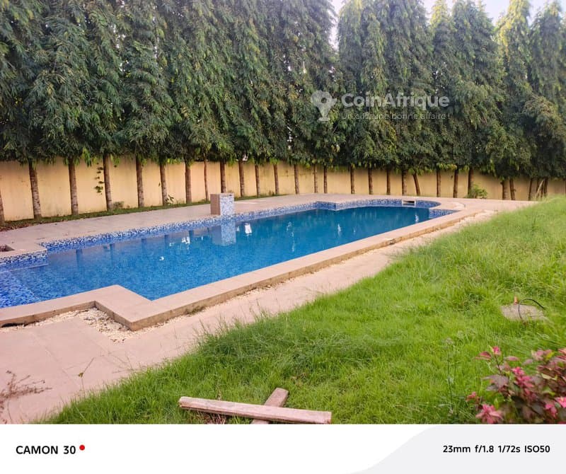 Location villa duplex 10 pièces - Bingerville — photo 3