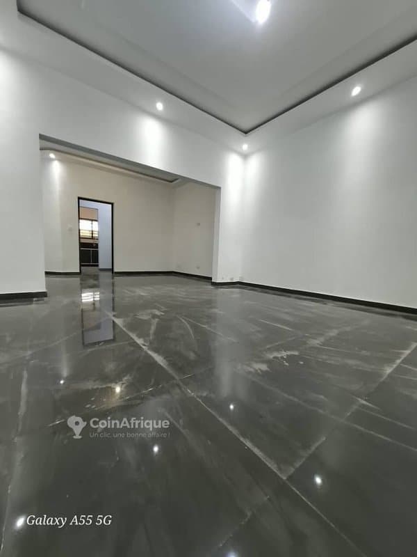 Location appartement neuf 4 pièces - Cocody-angré ch
