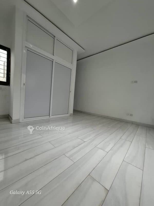 Location appartement neuf 4 pièces - Cocody-angré ch — photo 4