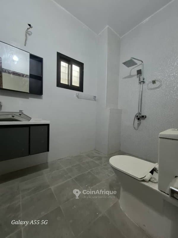 Location appartement neuf 4 pièces - Cocody-angré ch — photo 5