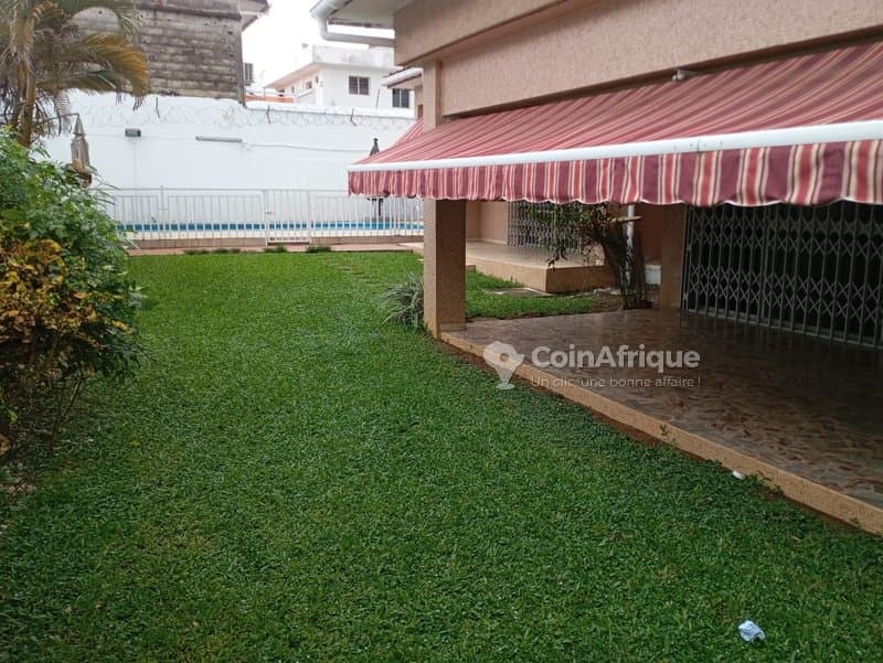 Location villa duplex 7 pièces - Riviera 3