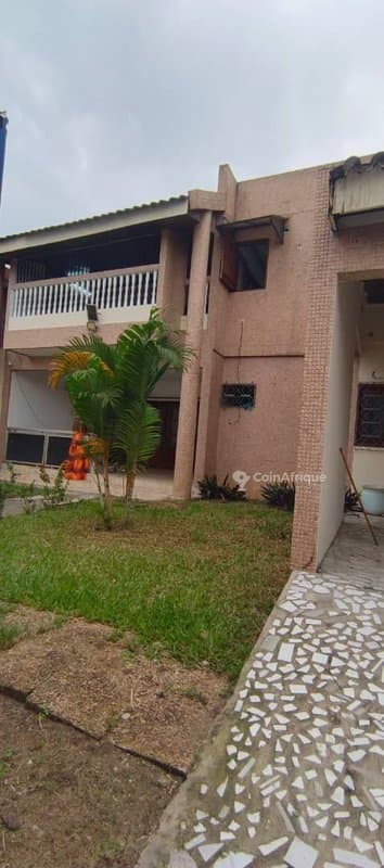 Location villa duplex 9 pièces à la 7em tranche