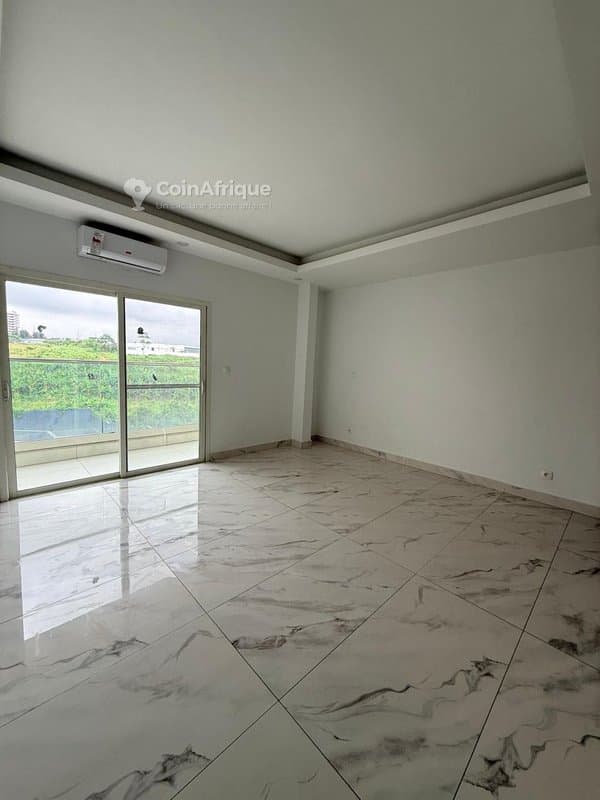 Location appartement - cocody danga