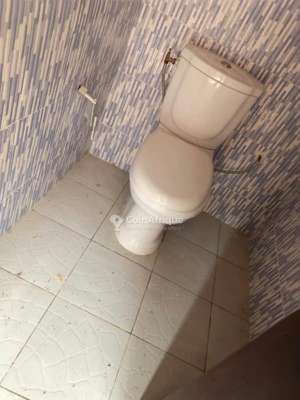 Location appartement 3 pièces a cocody angré nouveau chu