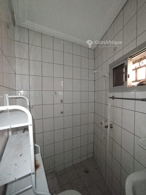 Location appartement studio - cocody 2 plateaux vallon — photo 4