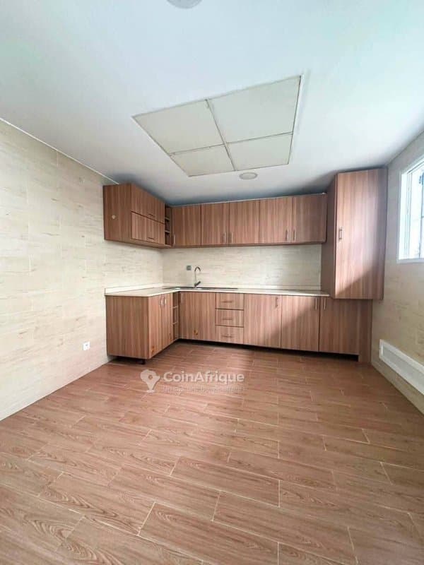 Location villa duplex de standing 4 pièces + dépendance - cocody riviera synacascy