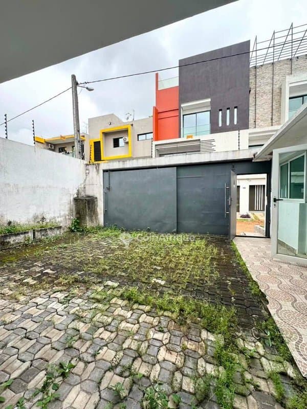 Location villa duplex de standing 4 pièces + dépendance - cocody riviera synacascy — photo 4