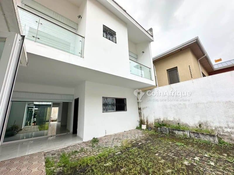Location villa duplex de standing 4 pièces + dépendance - cocody riviera synacascy — photo 5