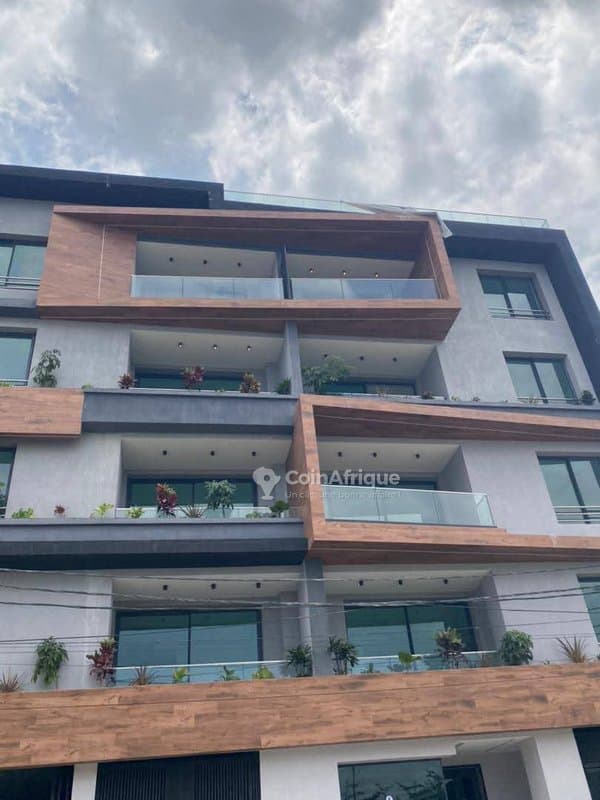 Location appartement 5 pièces à la riviera m’badon