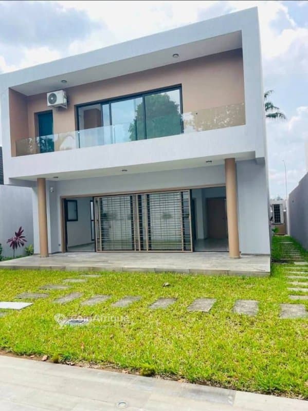 Location villa au vallon