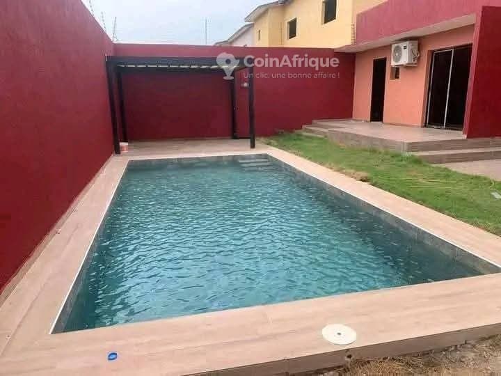 Location villa 7 pièces - Bassam