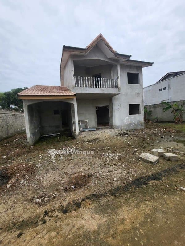 Vente villa duplex 4 pèces à grand-bassam