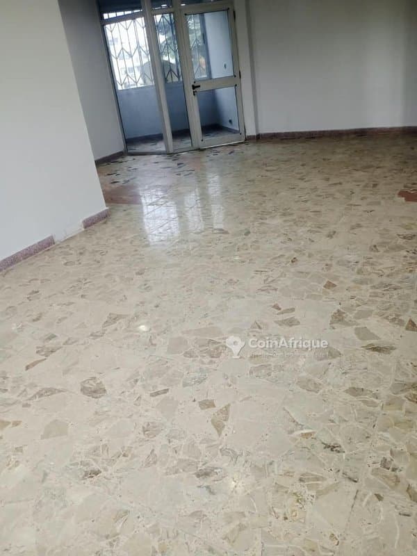 Location appartement - 2 Plateaux
